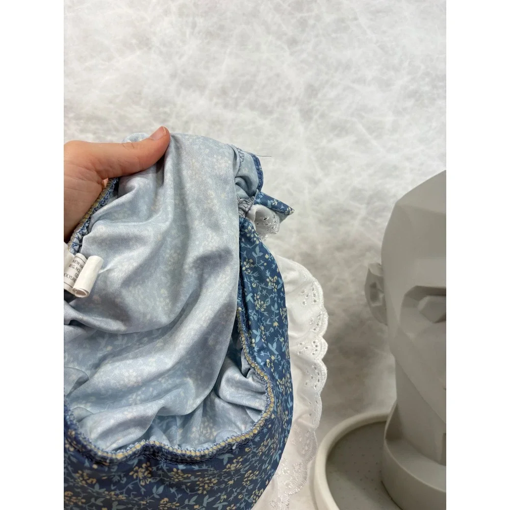 Vintage Style Blue Floral Calico Sun Bonnet White Eyelet Lace Trim Prairie Hat